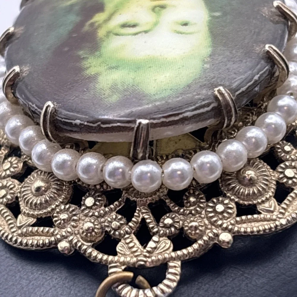 Vintage Painted Filigree Pendant West Germany Gold Tone Beaded 2.25